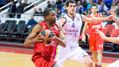 Деррик Браун