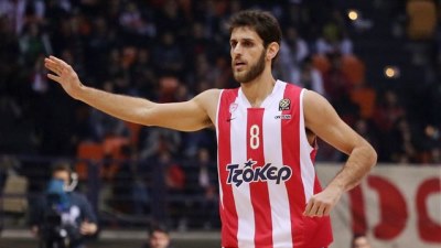 Стратос Перпероглу