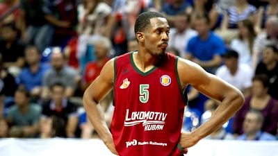 Деррик Браун