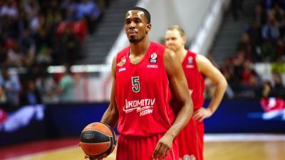 Деррик Браун