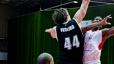 Кирилл Фесенко