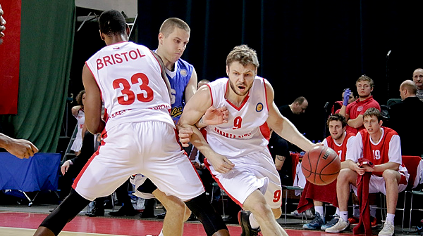 Кервин Бристол (слева) и Виктор Заряжко