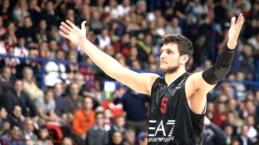 Алессандро Джентиле