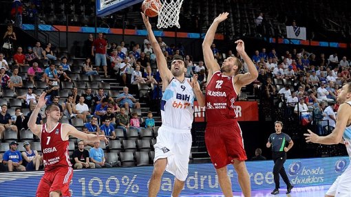 Россия и Босния встречались на ЧЕ-2015