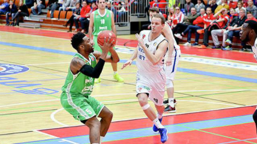 УНИКС — «Байзонс»