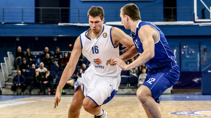 Красноярцы отбили атаку «драконов»