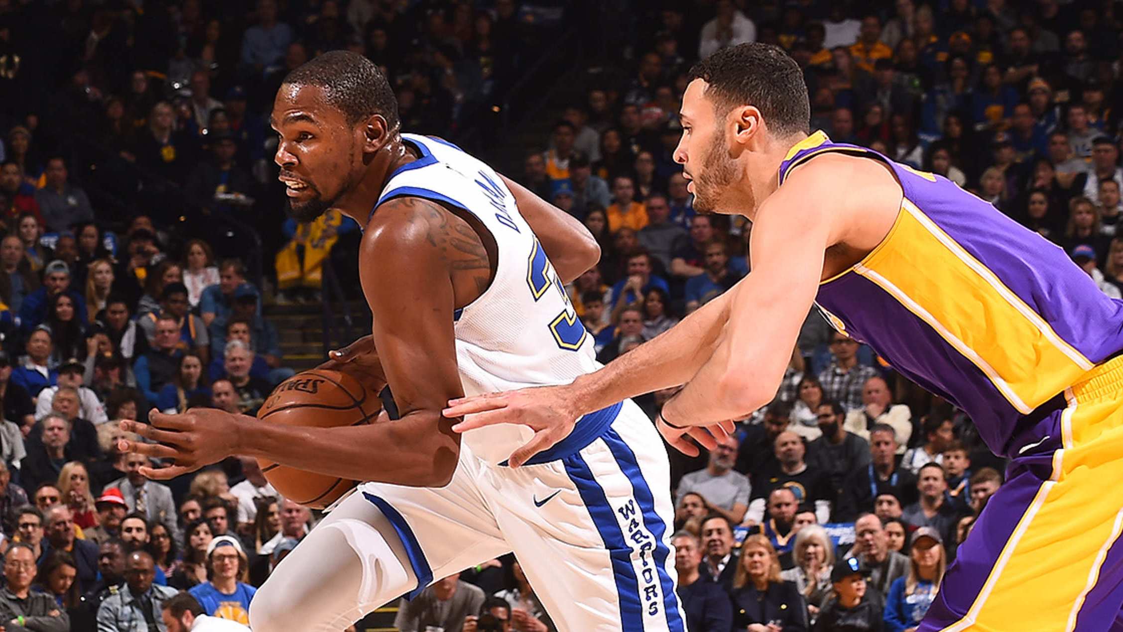 «Уорриорз» одержали 11-ю победу кряду