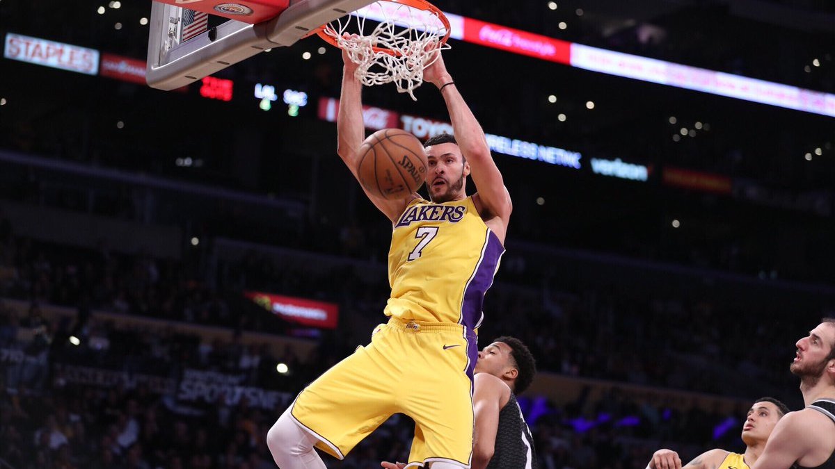 «Озерные» прервали свою серию поражений