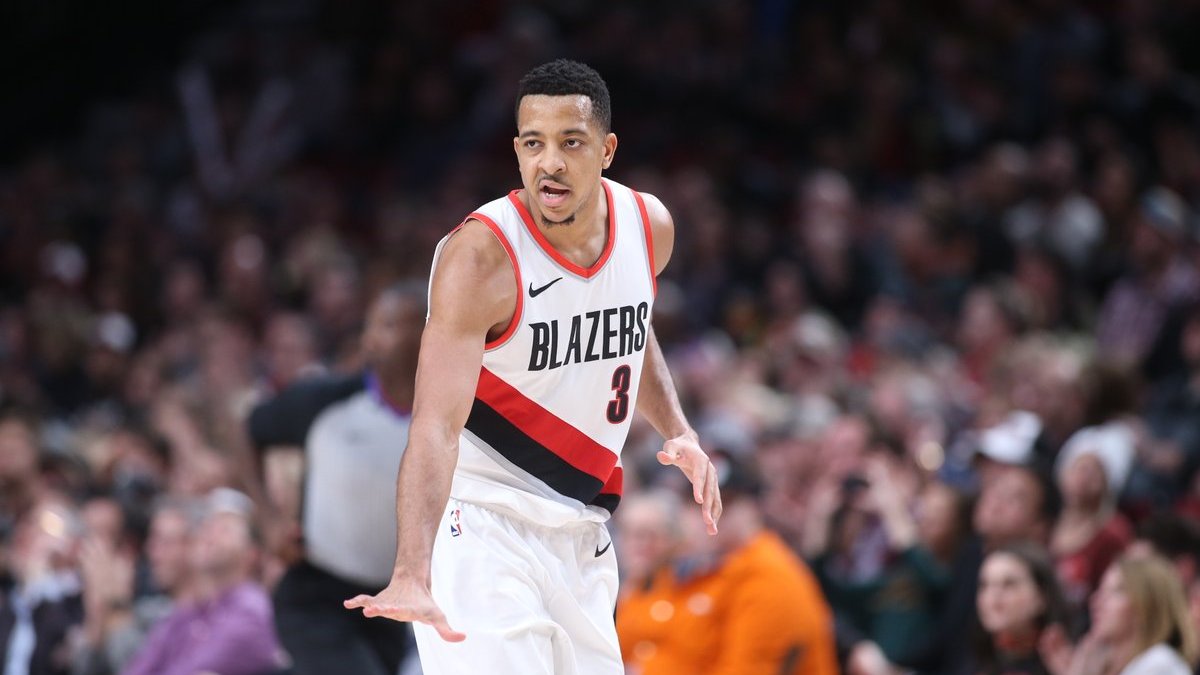 Си Джей Макколум