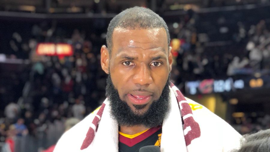 Леброн Джеймс