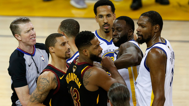 Конфликт Тристана Томпсона и Дрэймонда Грина