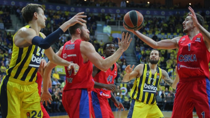 «Армейцы» уступили на выезде