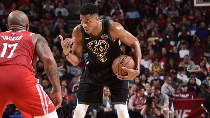 Яннис Адетокунбо