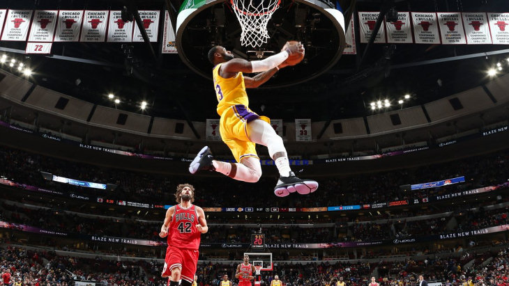 «Чикаго» — «Лейкерс»