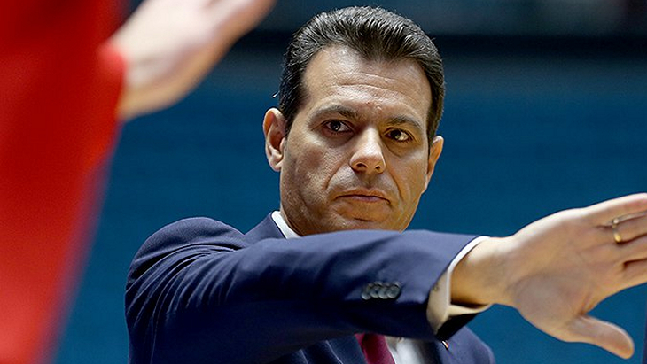 Димитрис Итудис