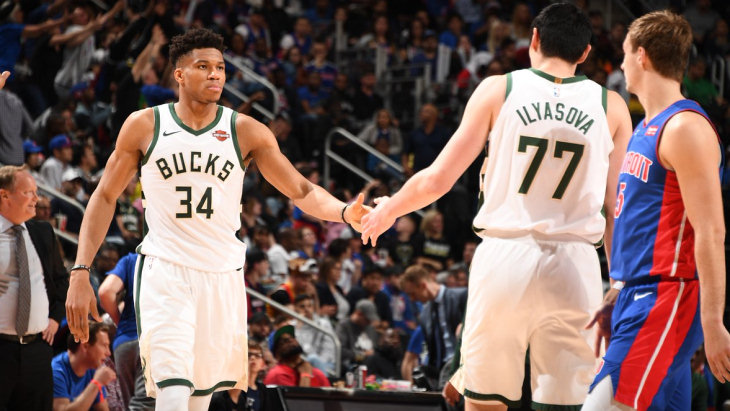 «Милуоки» — «Детройт»