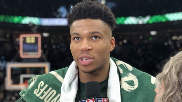 Яннис Адетокунбо