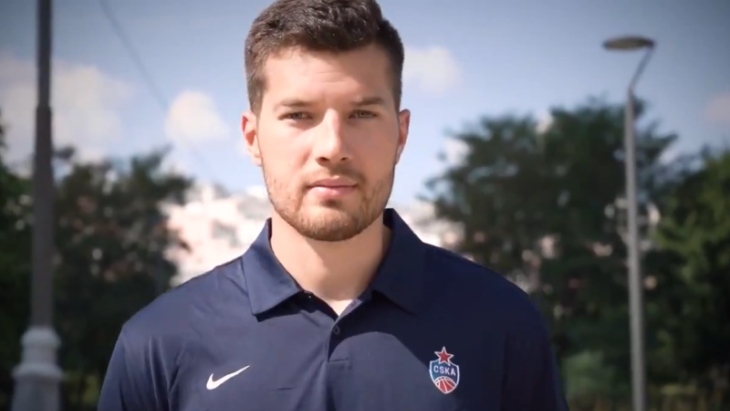 Алекс Питерс