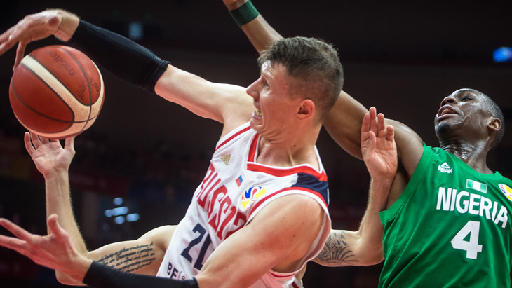 Андрей Воронцевич в матче с Нигерией