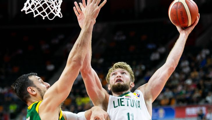 Австралия — Литва