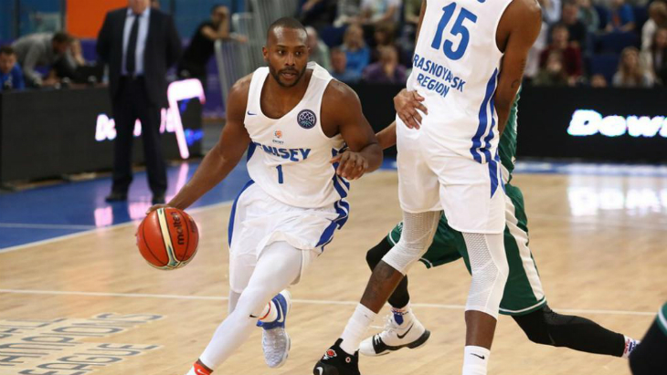 «Енисей» упустил преимущество в заключительной четверти