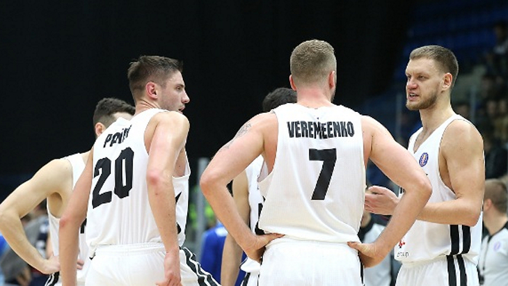 Россияне лидируют в своей группе