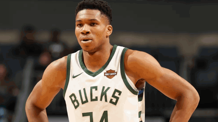 Яннис Адетокунбо