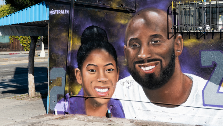 Граффити Коби Брайанта с дочерью