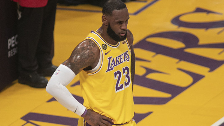 Леброн Джеймс