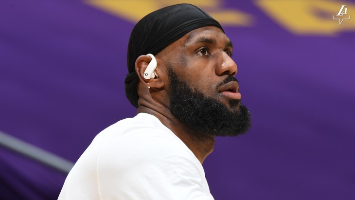 Леброн Джеймс