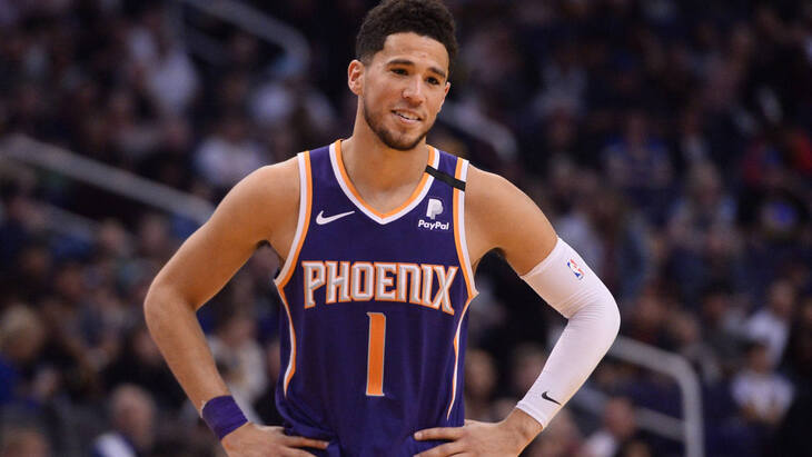 Девин Букер