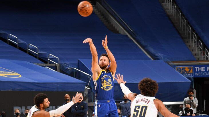 В атаке Стефен Карри