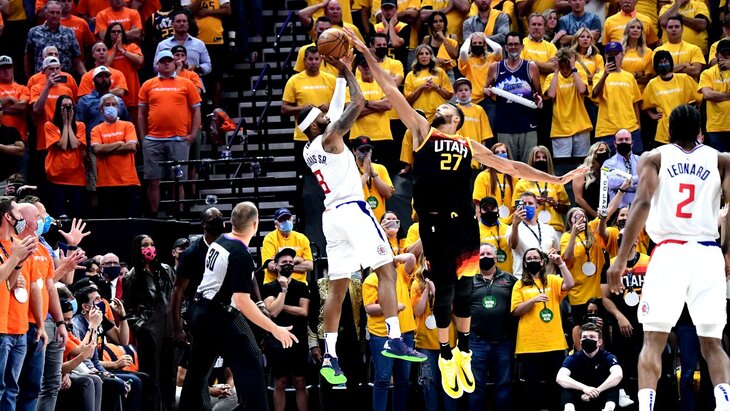 «Юта» начала с победы серию с «Клипперс»