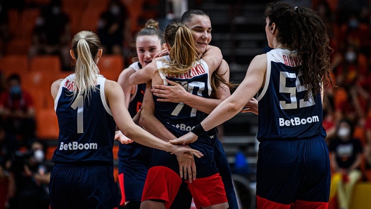 Российские баскетболистки