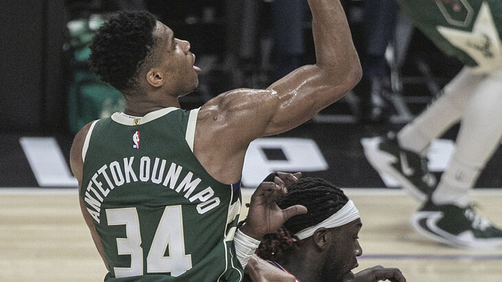 Яннис Адетокунбо