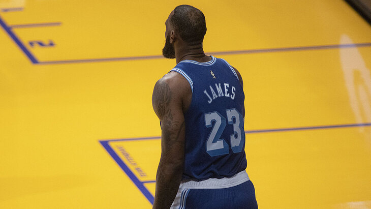 Леброн Джеймс