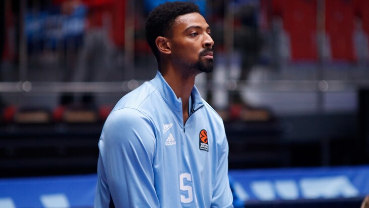 Джордан Мики