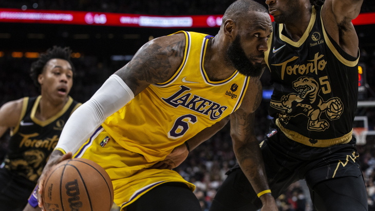 Леброн Джеймс