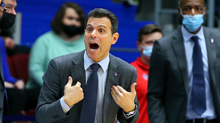 Димитрис Итудис