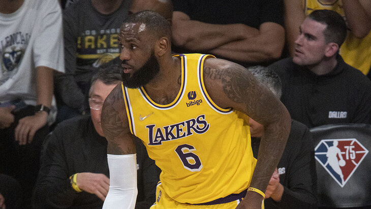 Леброн Джеймс