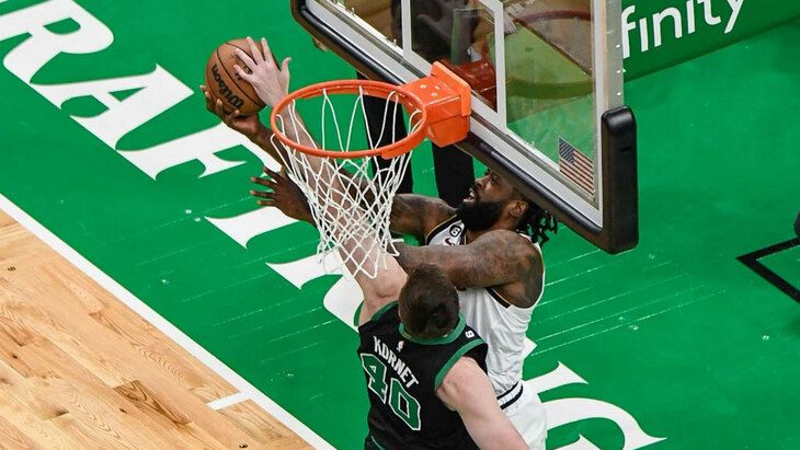 «Бостон» продлил победную серию до пяти матчей