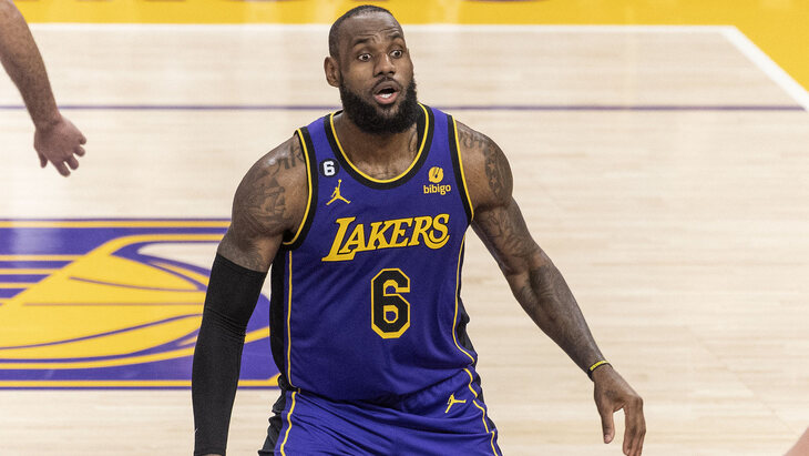 Леброн Джеймс