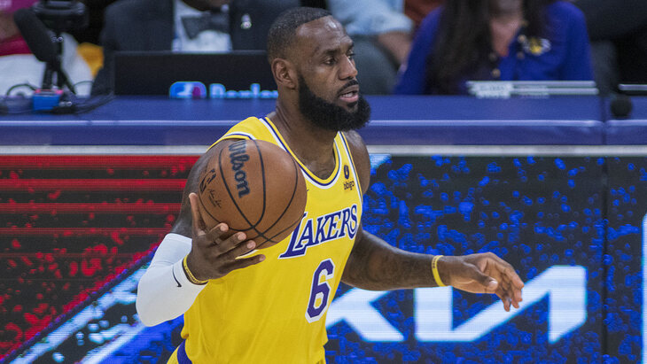 Леброн Джеймс