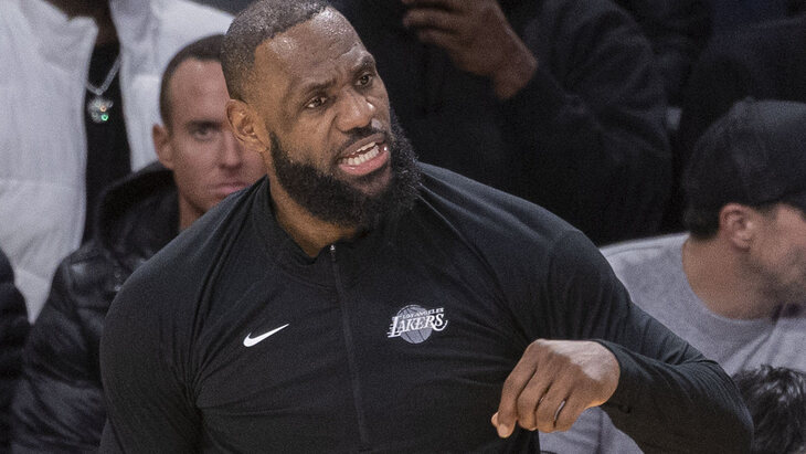 Леброн Джеймс