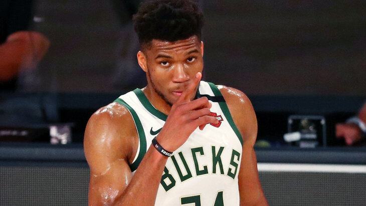 Яннис Адетокумбо