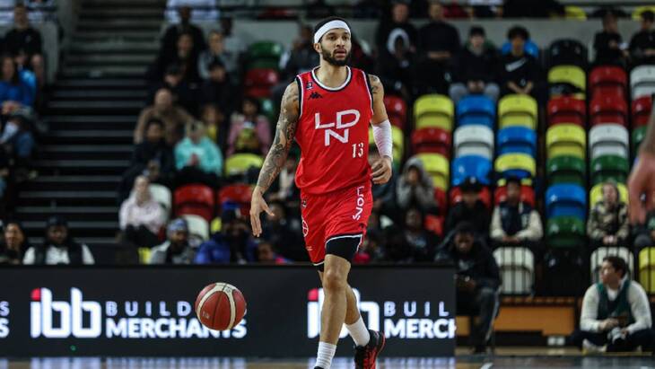 Разыгрывающий «Пармы» Айзея Риз