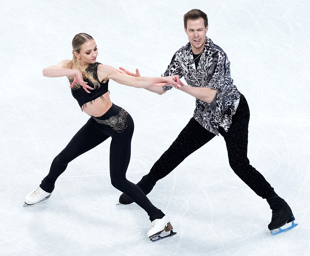 Виктория Синицина и Никита Кацалапов