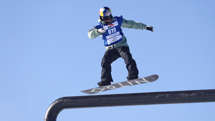 Владислав Хадарин