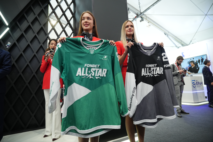 Презентация игровых свитеров