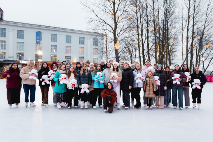 Евгения Медведева на мастер классе
